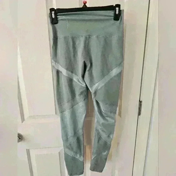 American Eagle Womens The Hugger Casual Leggings Green Size Medium - Picture 2 of 4